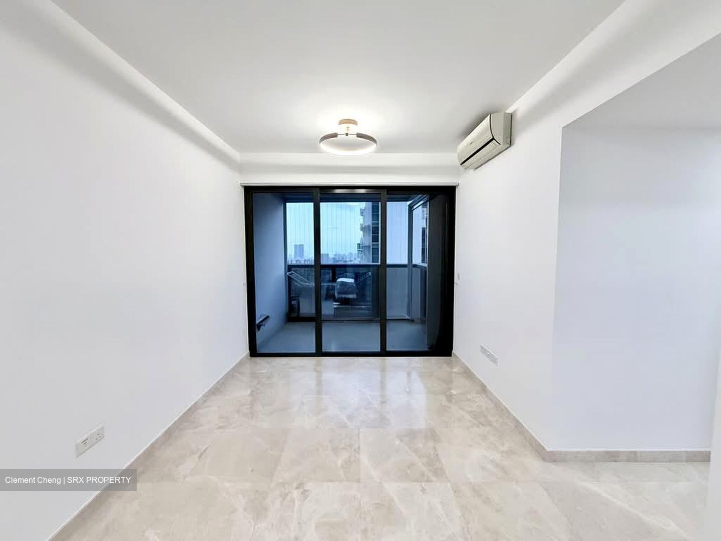Commonwealth Towers (D3), Condominium #588183331